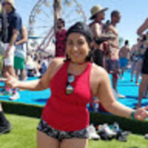 Meet your Posher, Elisa